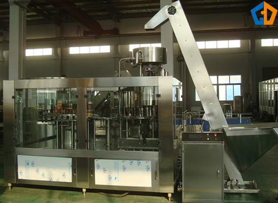 4.5 Kw Carbonated Soft Drink Filling Machine Juice Filling Line SS 304 Material