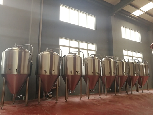 Pub / Beer Bar Large Home Brewing Systems Beer Fermentation Tank Jacketed Conical