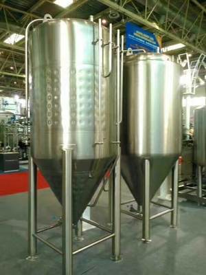 2000L Large Scale Brewing Equipment 304 Sanitary Pumps With VFD Controls