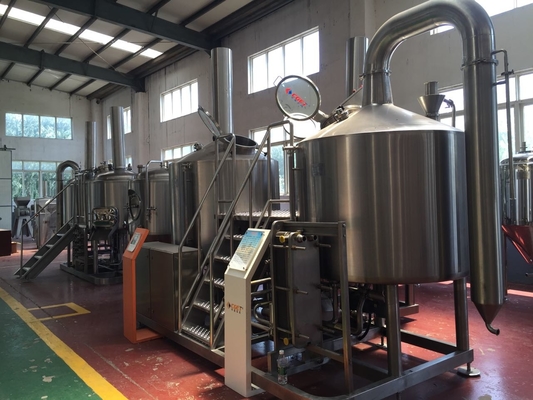 SUS 304 7Bbl Large Scale Brewing Equipment Semi Automatic Control System