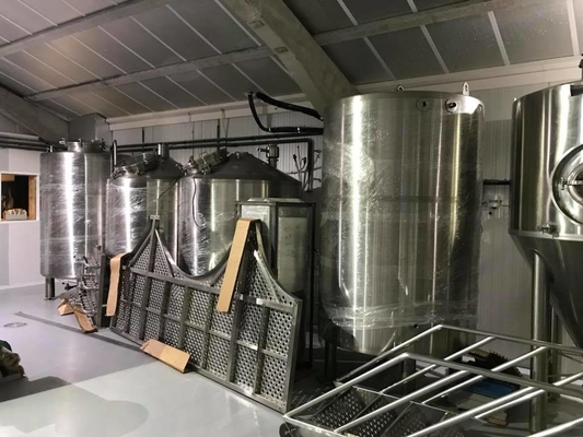 Business 10Bbl Craft Beer Brewing Equipment Commercial Beer Brewing Systems