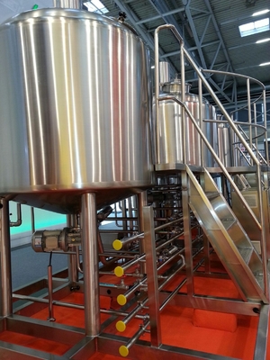 20 Bbl Brewhouse Stainless Steel Brewing Equipment Steam Heating 3Mm Thickness