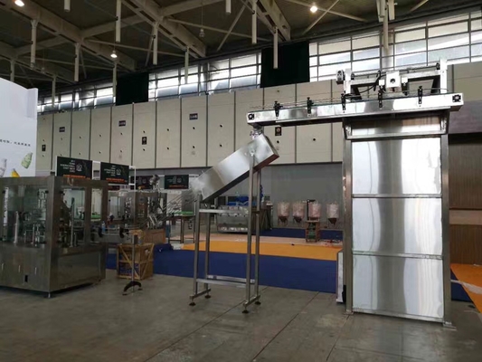 Electric 50Hz 3 Phase Packing Production Line , Bottle Can Depalletizer Machine