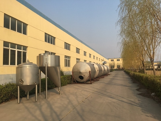 Large Stainless Steel Brewing Equipment Stainless Fermentation Vessel